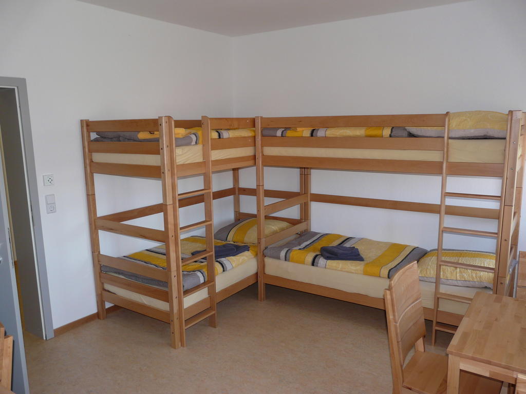 Sport Tourist Hostel Weißenfels Pokoj fotografie