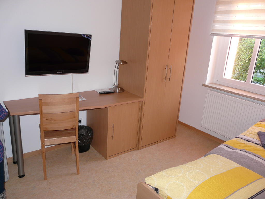 Sport Tourist Hostel Weißenfels Pokoj fotografie