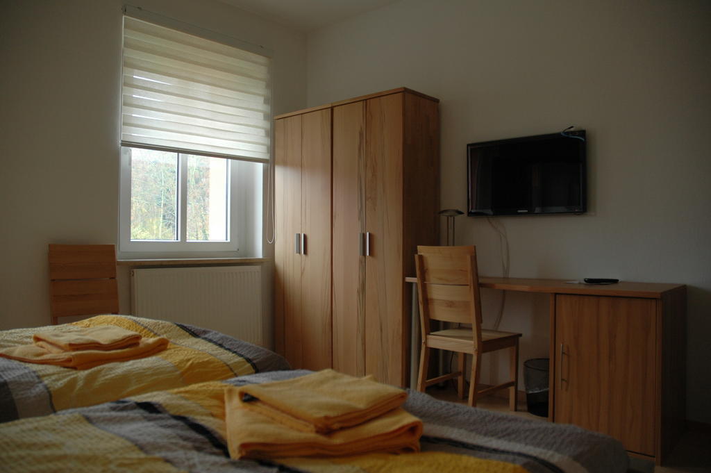 Sport Tourist Hostel Weißenfels Pokoj fotografie