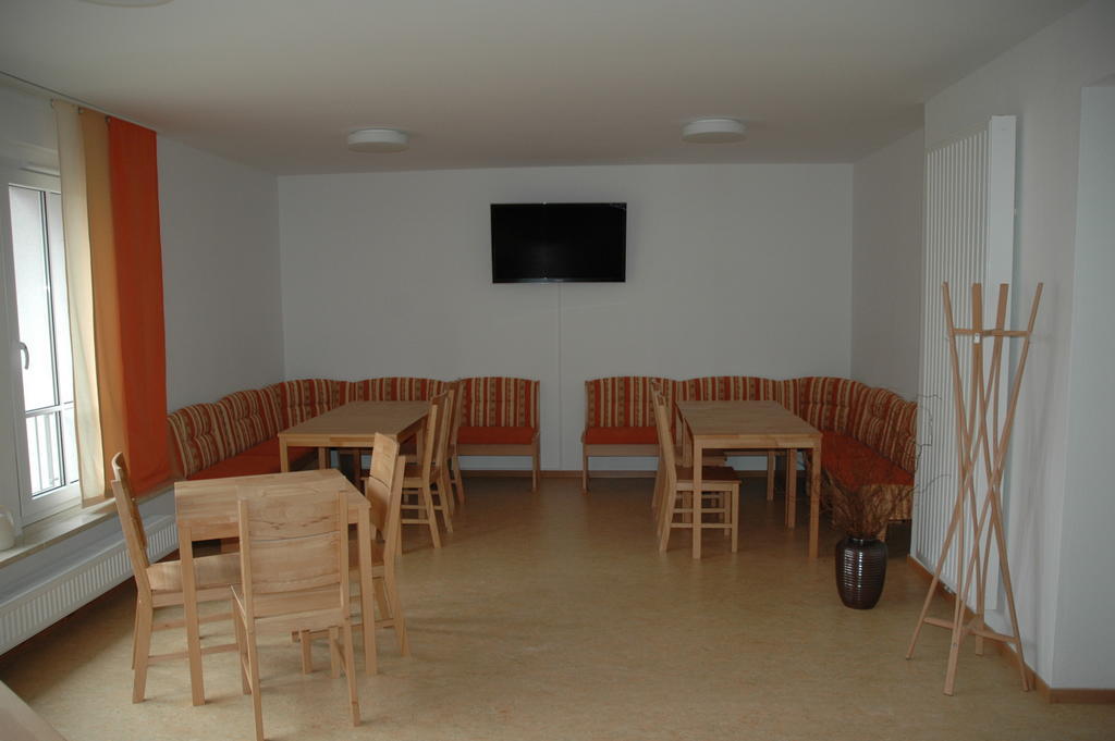 Sport Tourist Hostel Weißenfels Exteriér fotografie